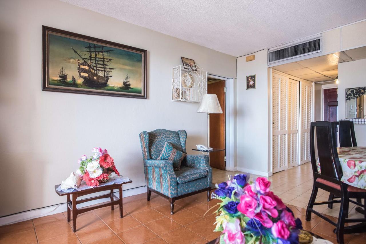 Beach Condos -Montego Bay Club Beach Resort Extérieur photo